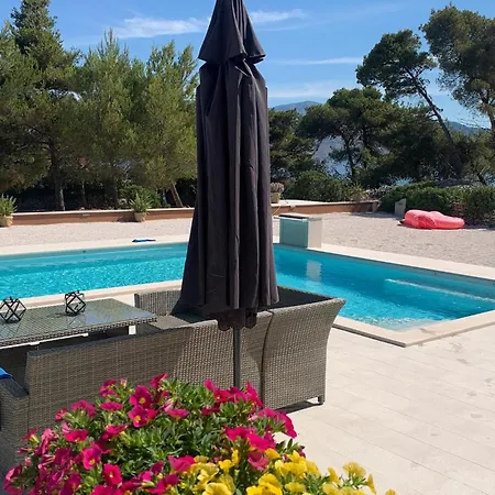 Holiday home Cozy In Supetar
